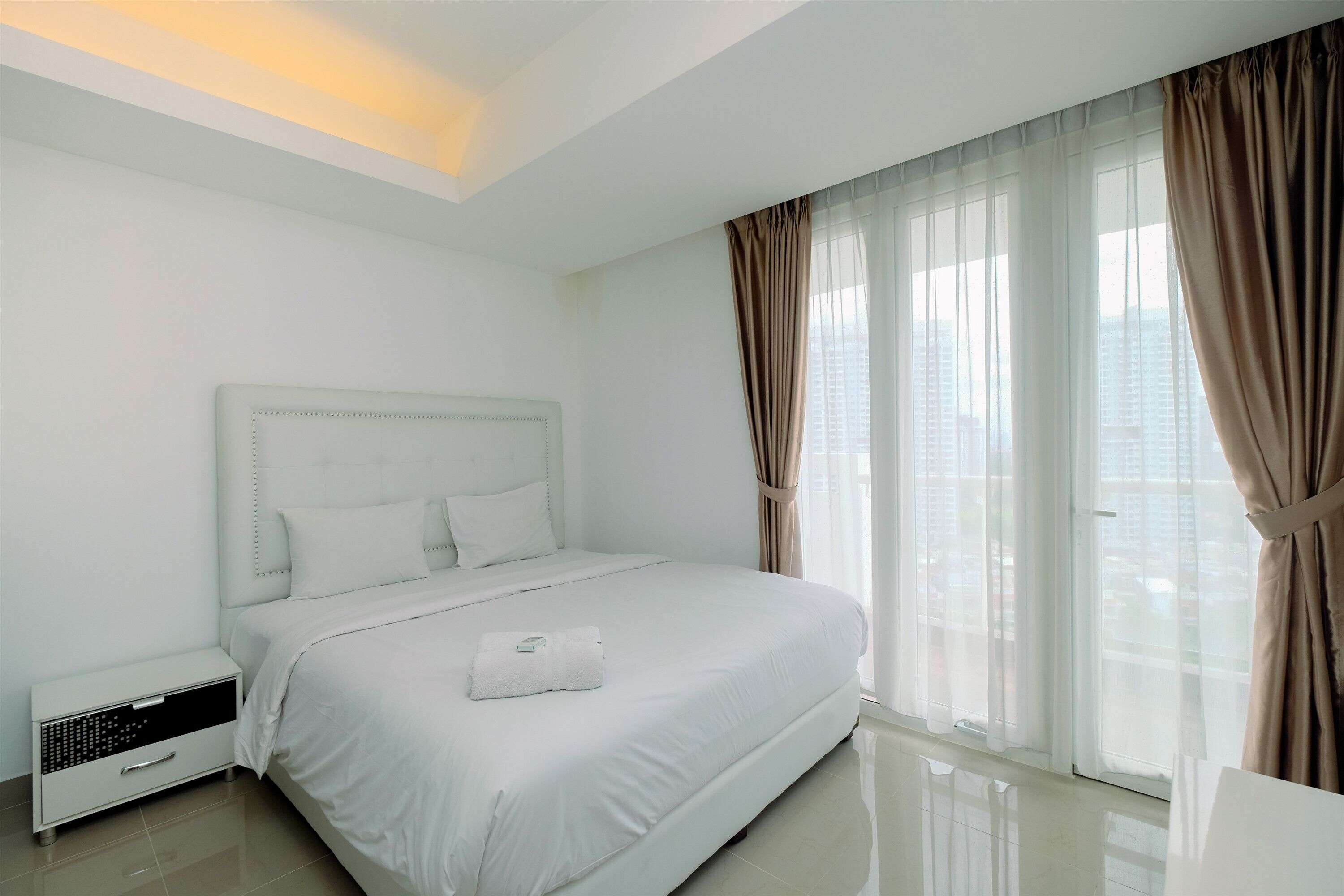 Royale SpringHill Apartment