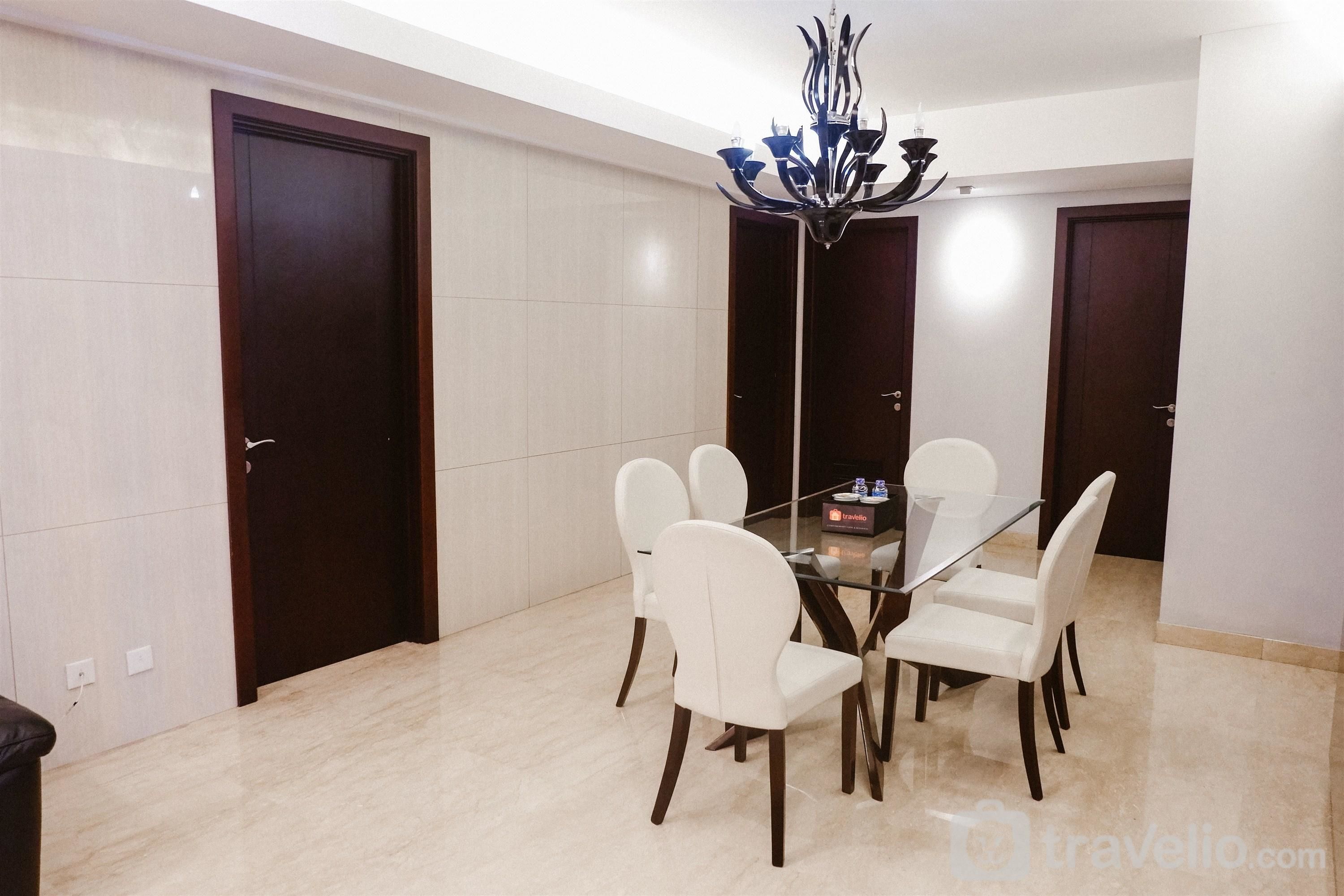 Royale SpringHill Apartment