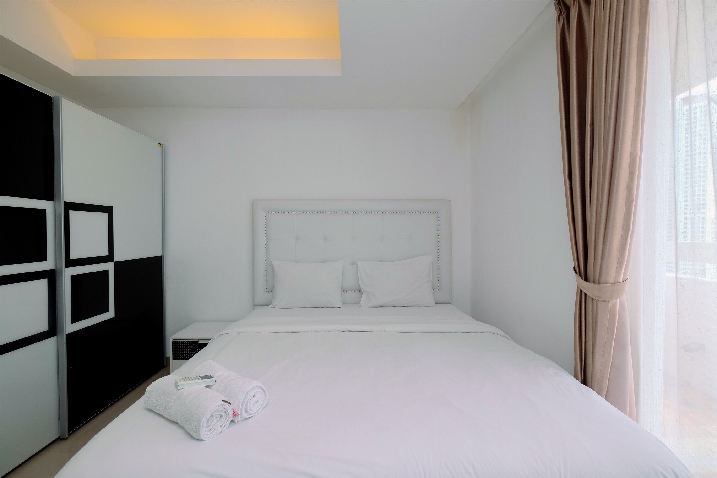 Royale SpringHill Apartment