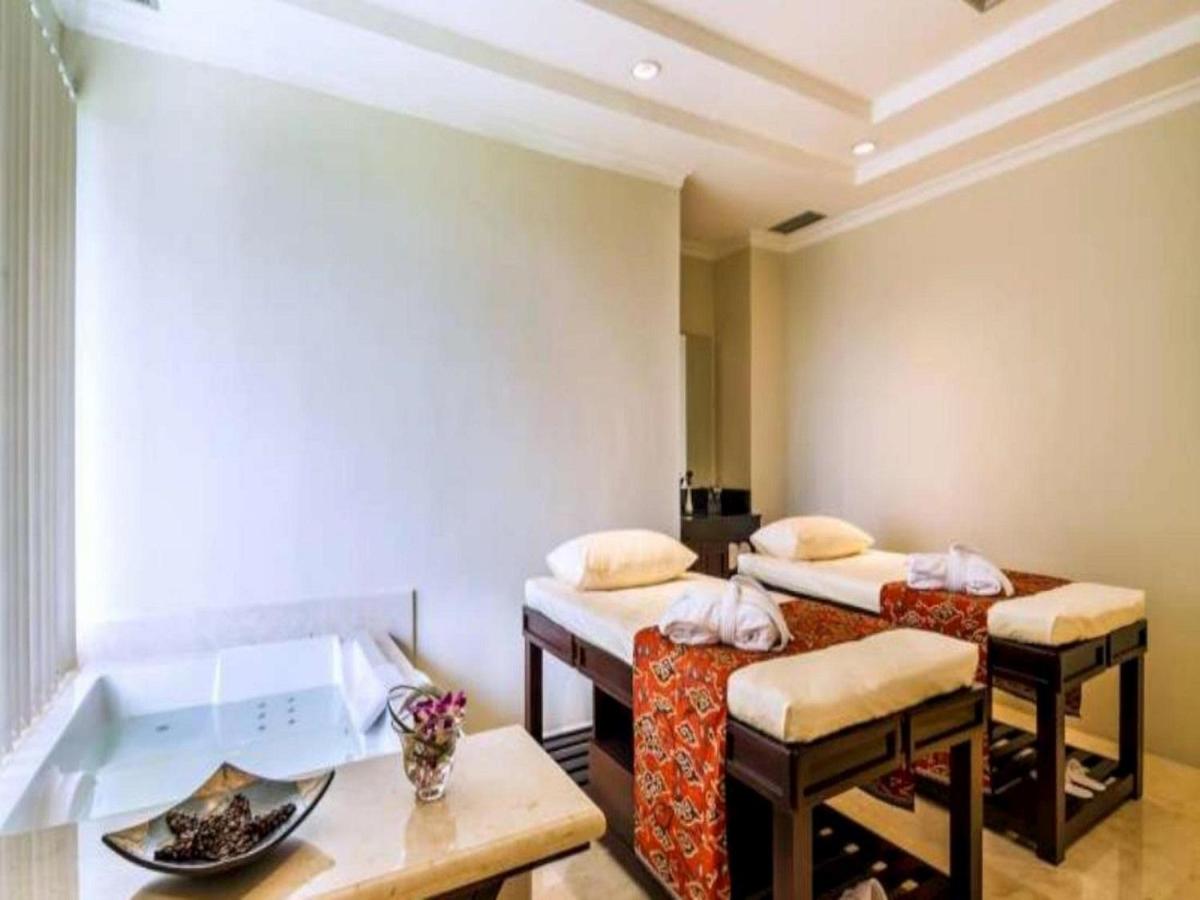 Royal Kuningan Hotel