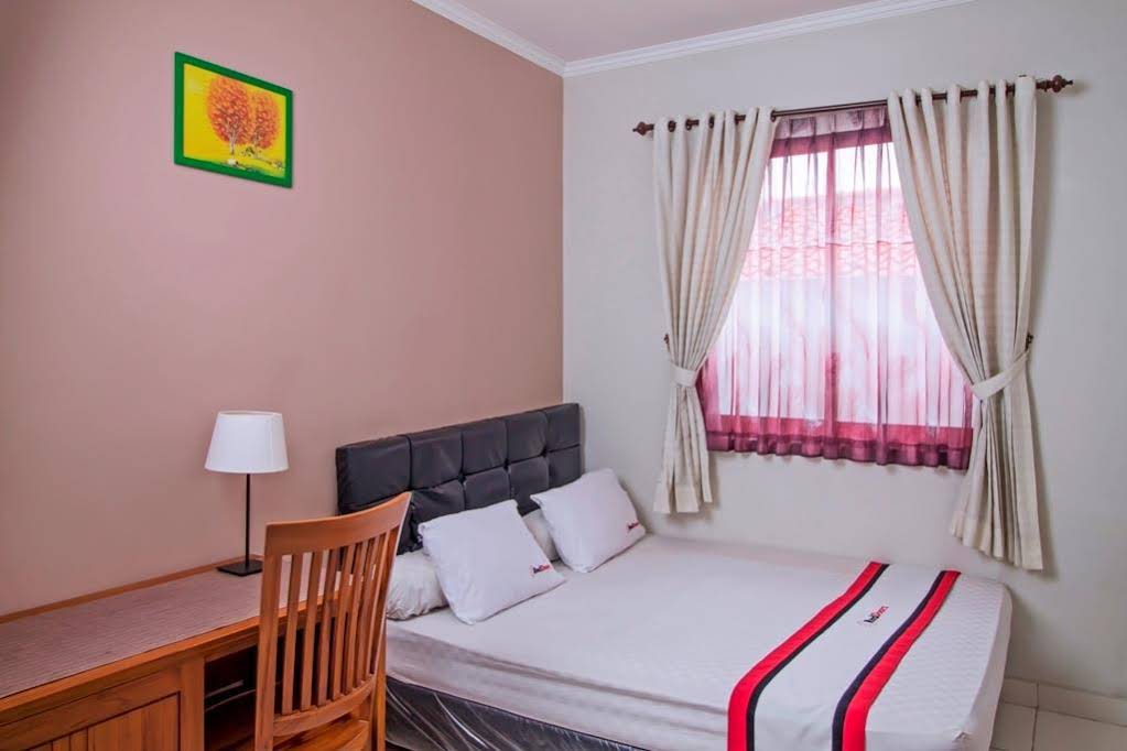 Sabda Guesthouse by RedDoorz