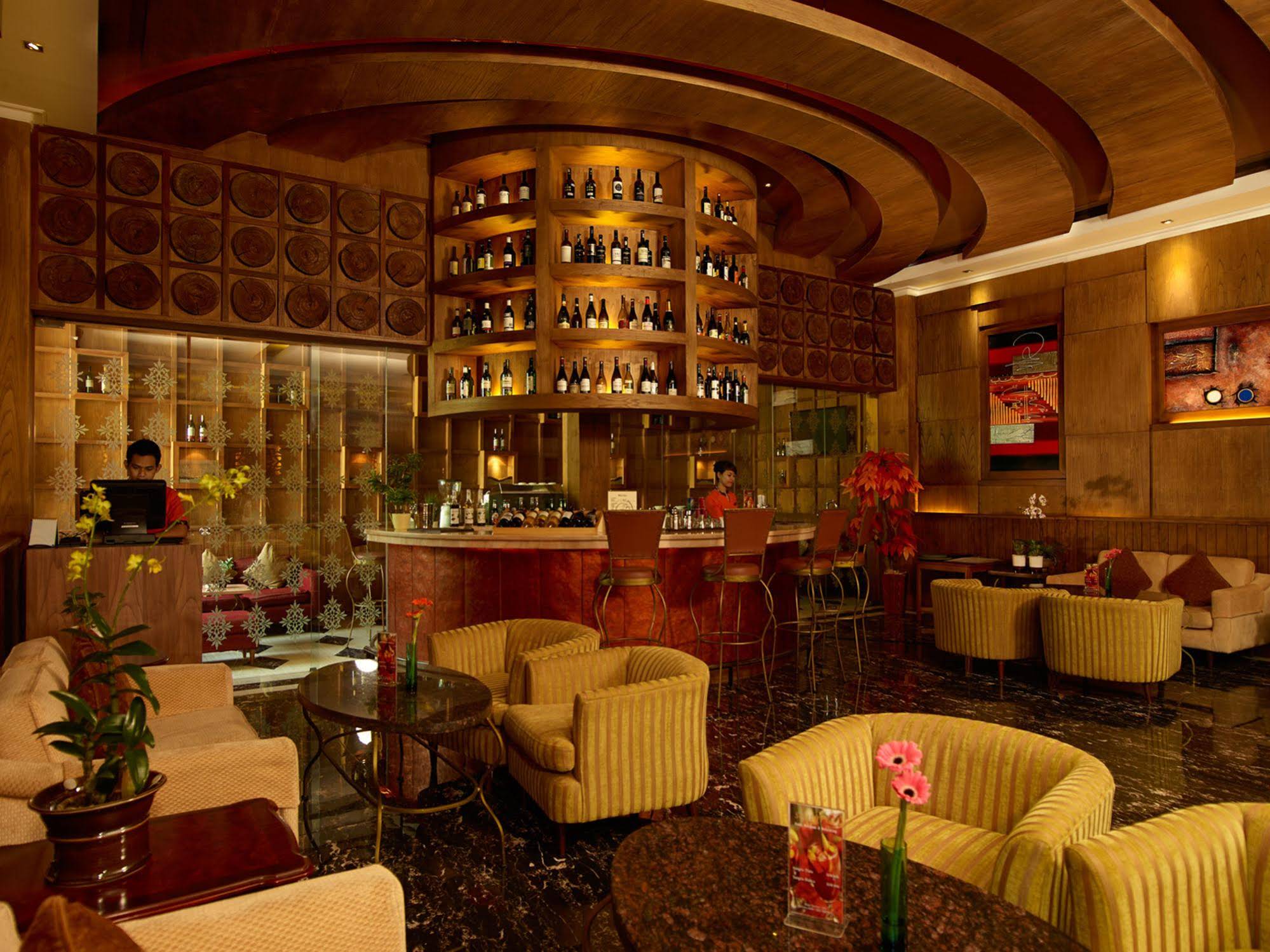 Sahati Hotel