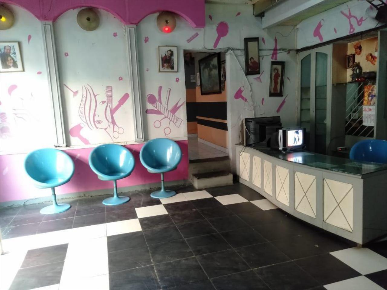 Salome Guesthouse by OYO Rooms