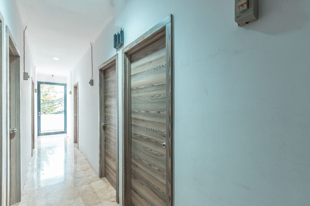 Sandang Residence by OYO Rooms