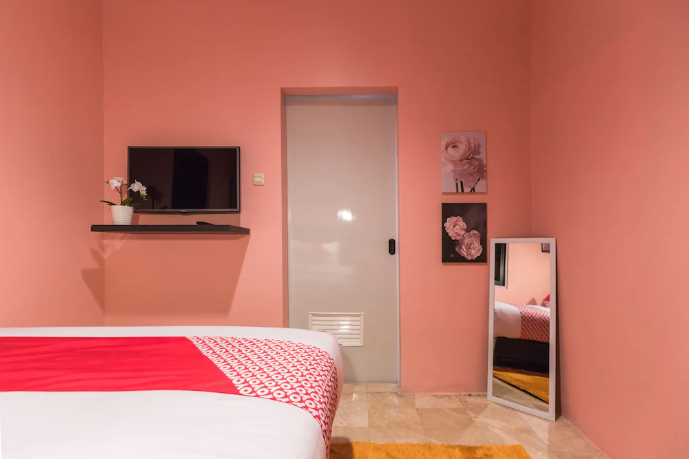 Sandang Residence by OYO Rooms