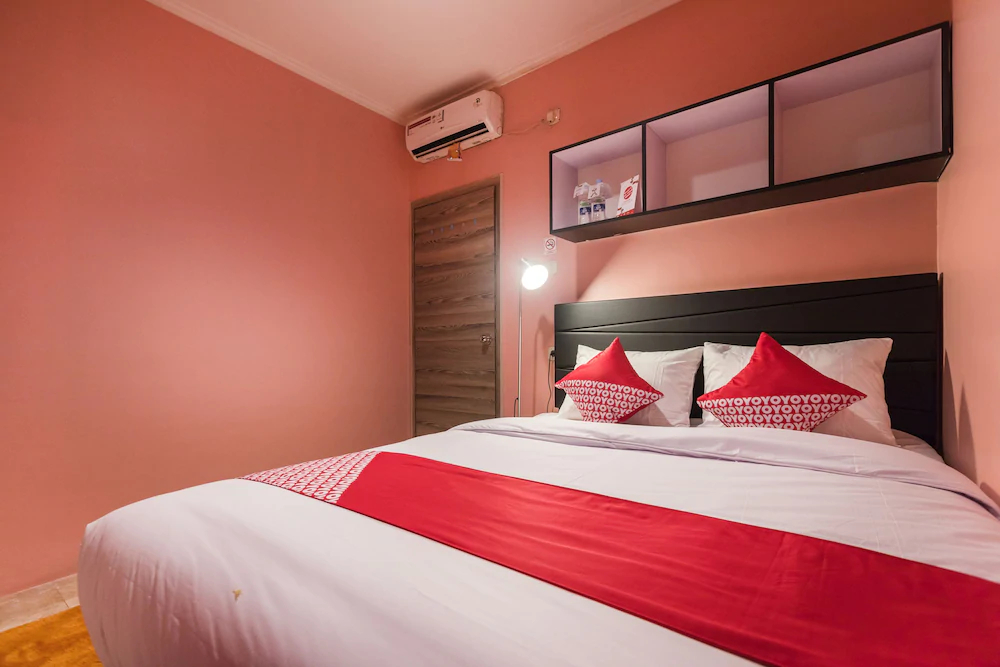 Sandang Residence by OYO Rooms