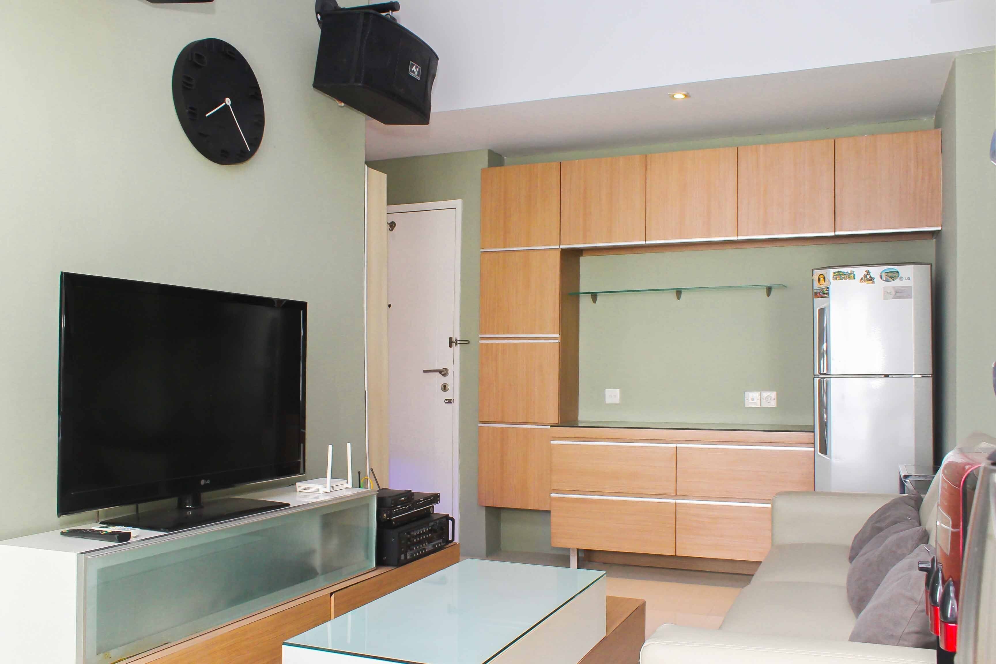 Seasons City Apartment