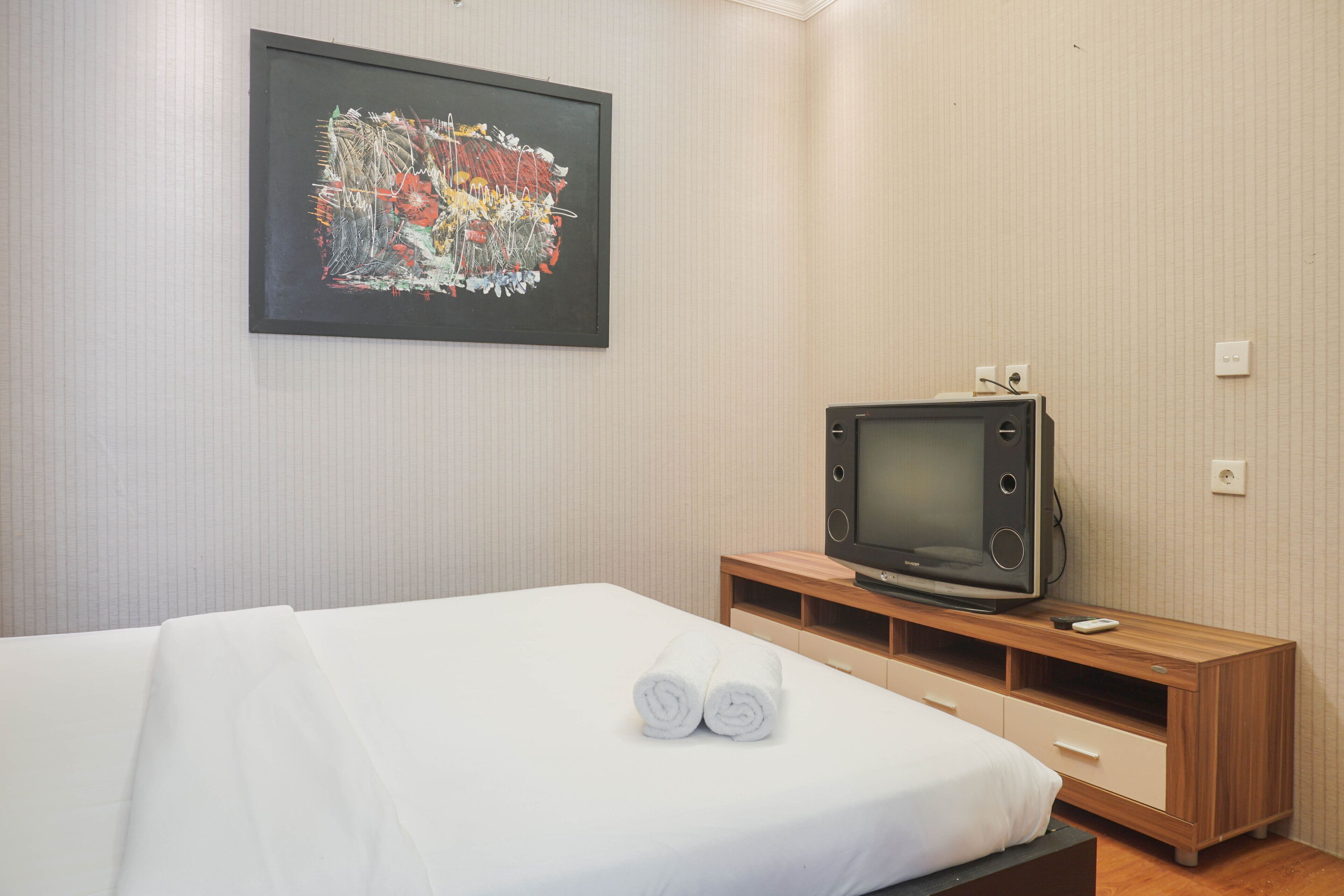 Seasons City Apartment