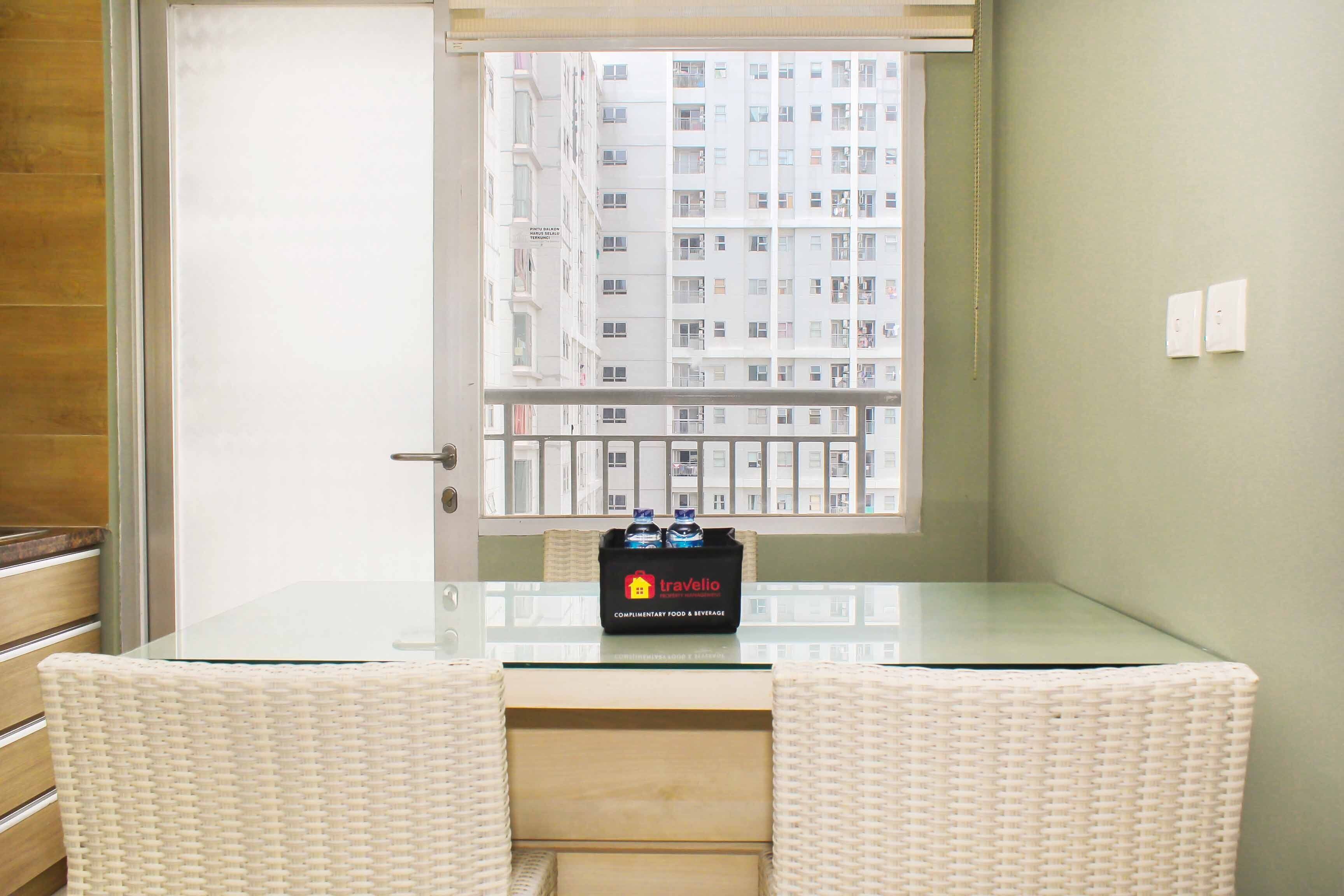 Seasons City Apartment