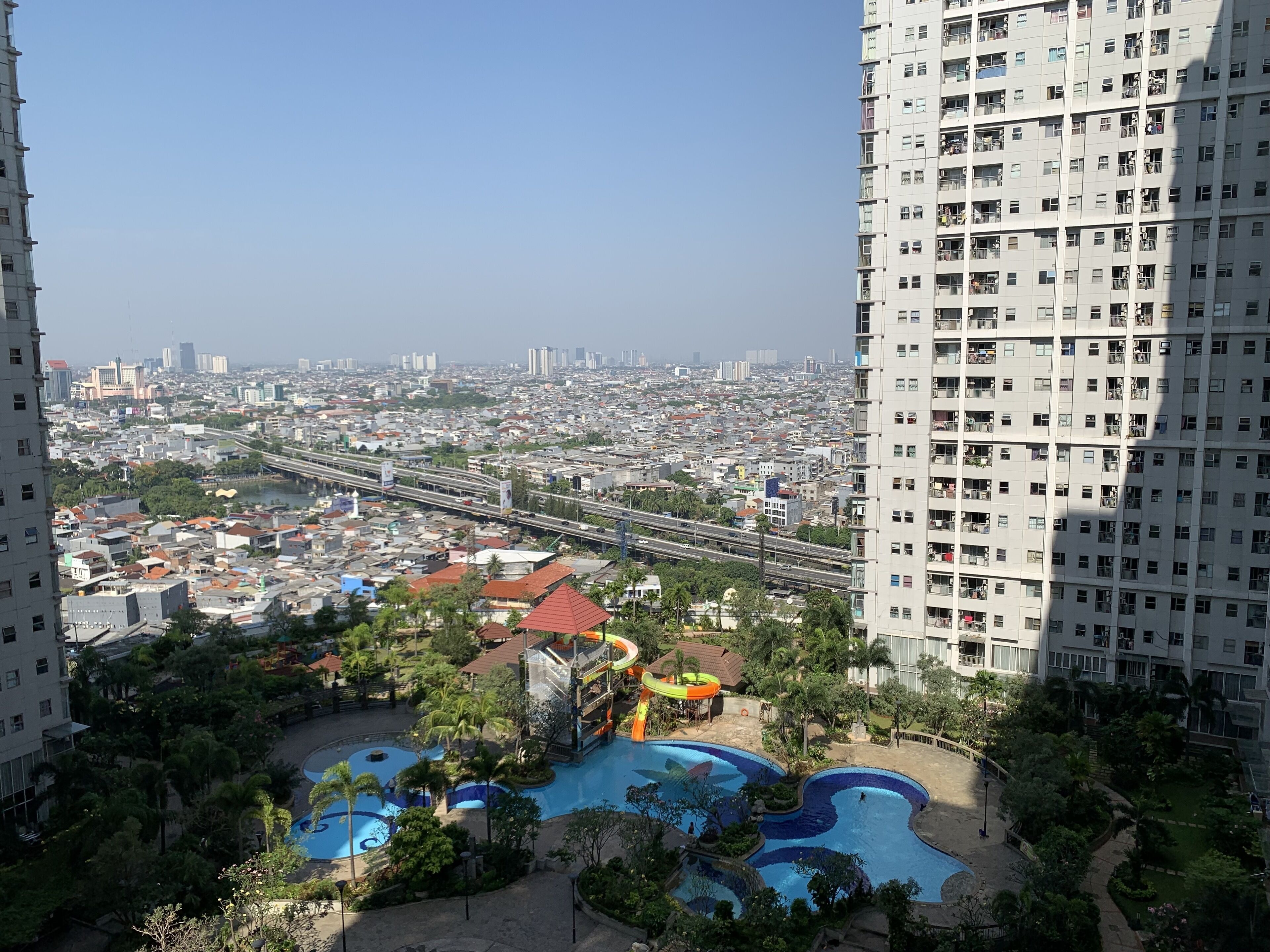 Seasons City Apartment