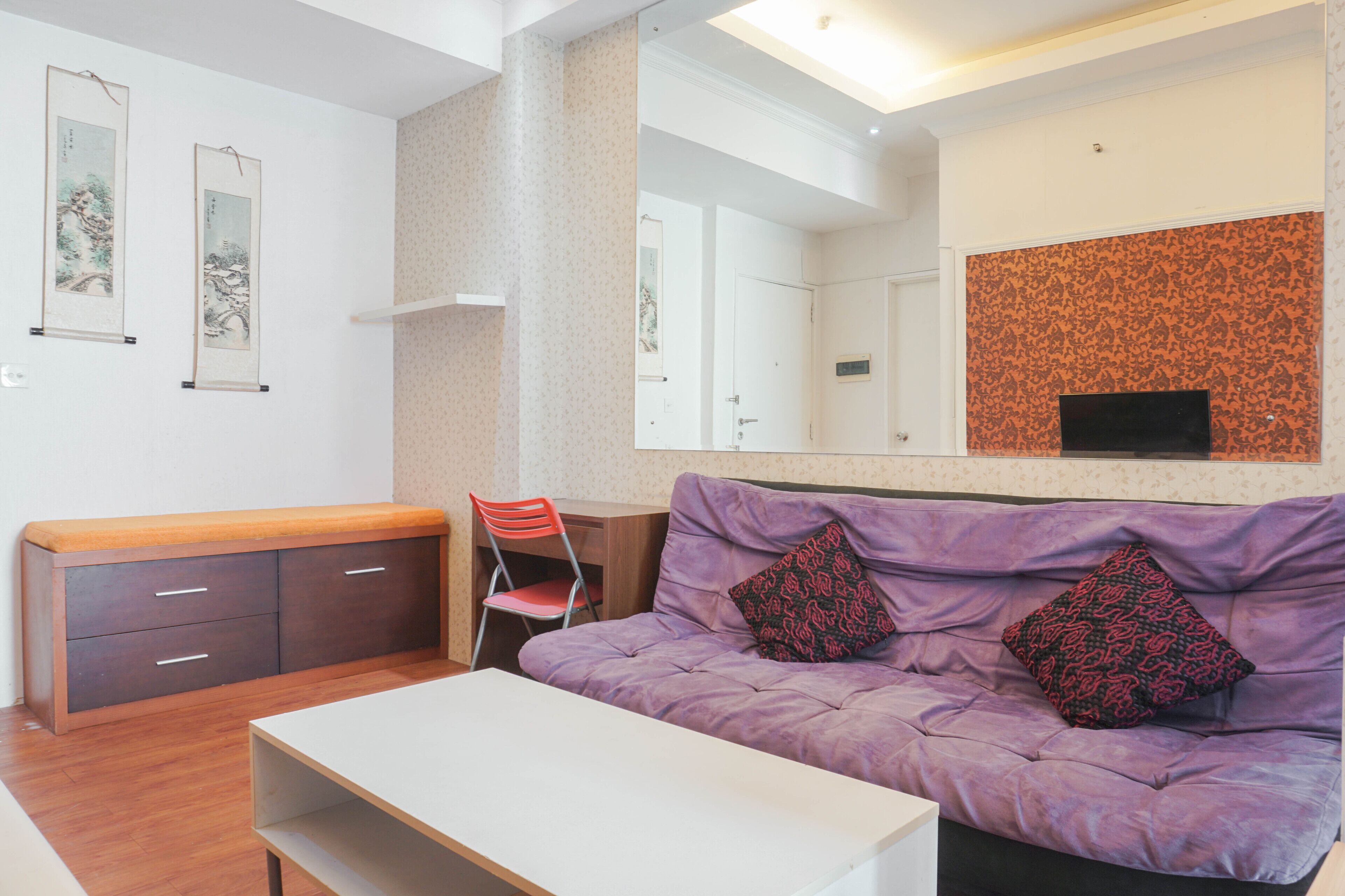 Seasons City Apartment