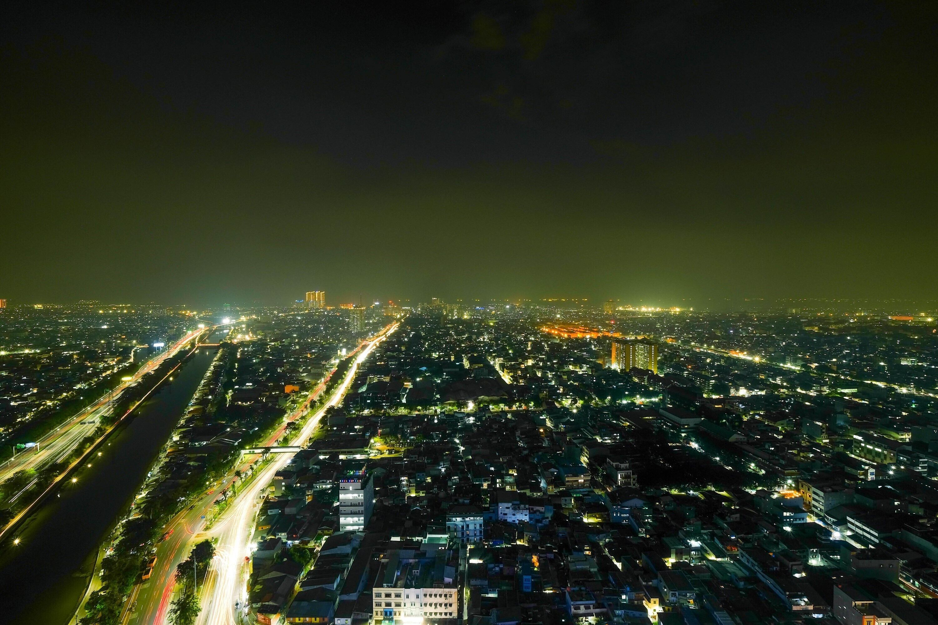 Seasons City Apartment