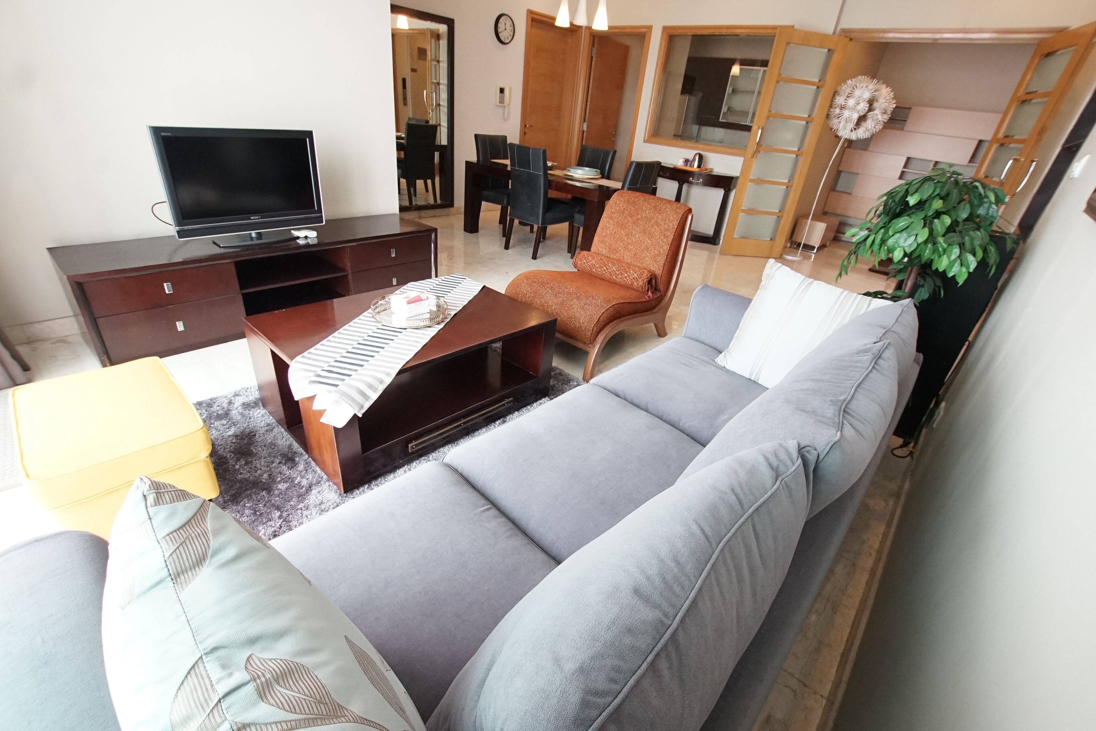 Senayan Residence by Apatel