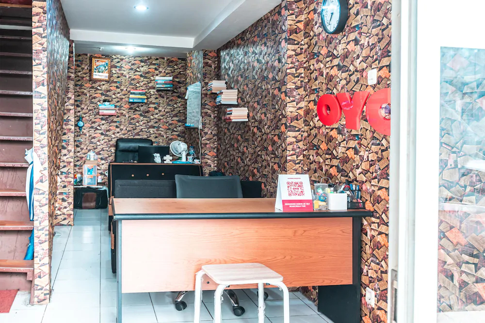 Sentra Timur Residence by OYO Rooms