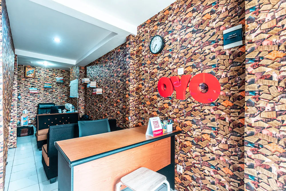 Sentra Timur Residence by OYO Rooms