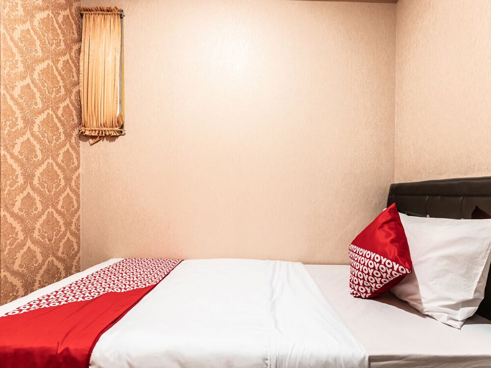 Sentra Timur Residence by OYO Rooms