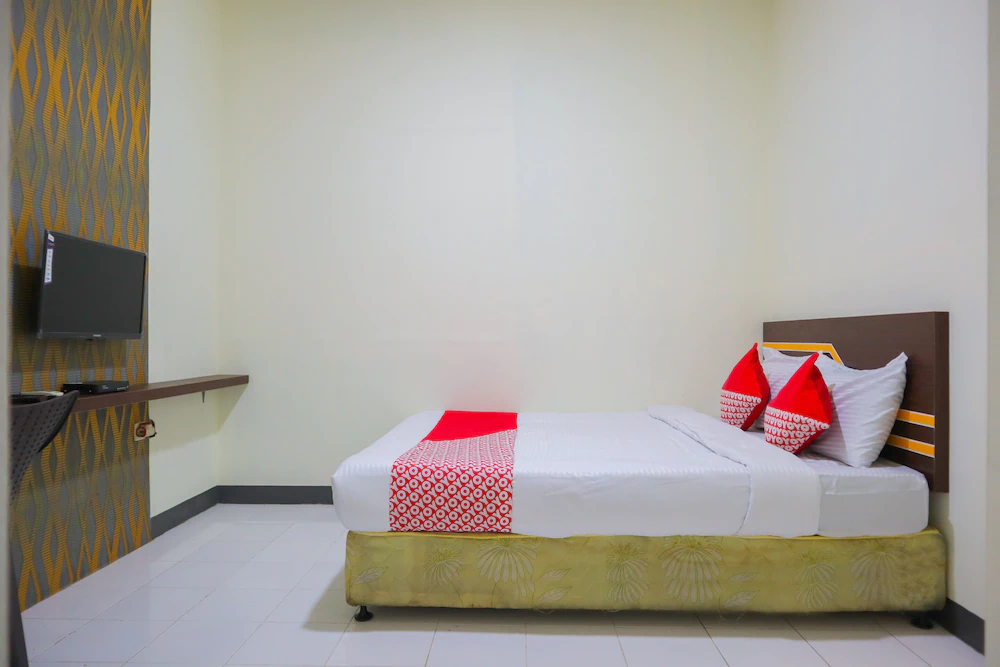 Seven Season Residence by OYO Rooms