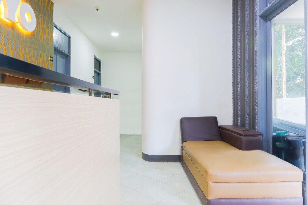 Seven Season Residence by OYO Rooms
