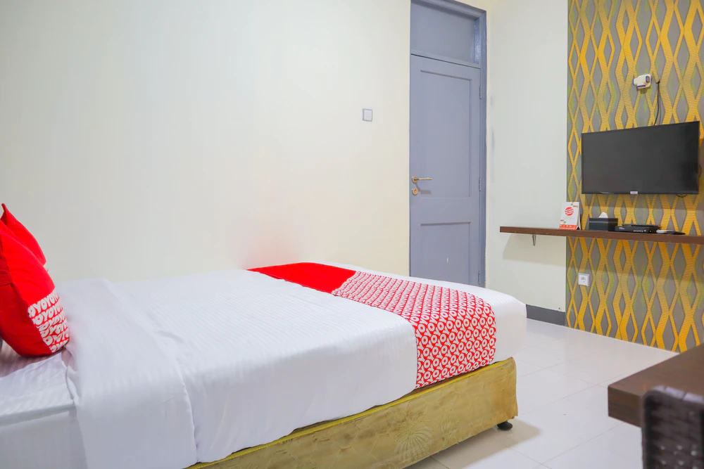 Seven Season Residence by OYO Rooms