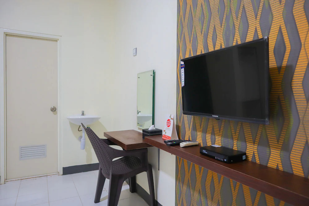 Seven Season Residence by OYO Rooms