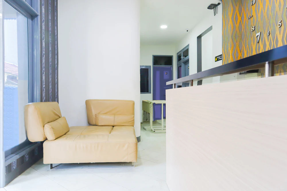 Seven Season Residence by OYO Rooms