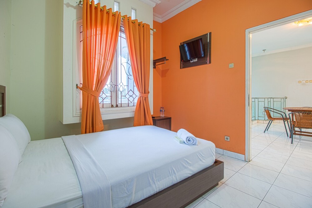 Shazira Syariah by ZEN Rooms