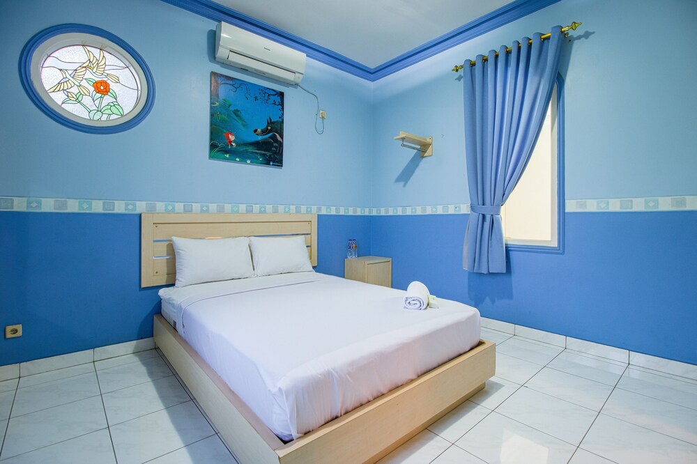 Shazira Syariah by ZEN Rooms