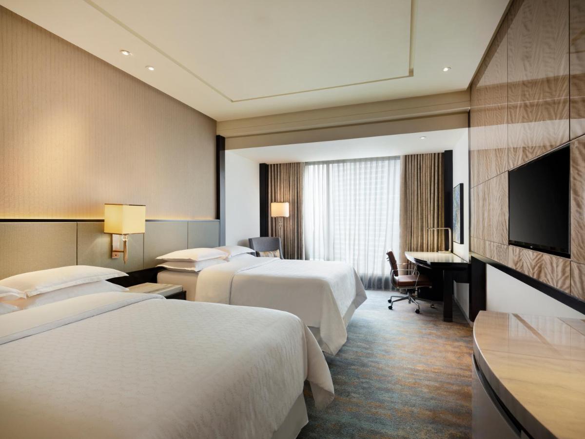 Sheraton Grand Jakarta Gandaria City Hotel