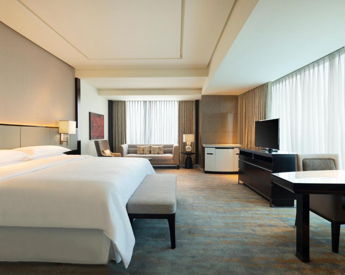 Sheraton Grand Jakarta Gandaria City Hotel