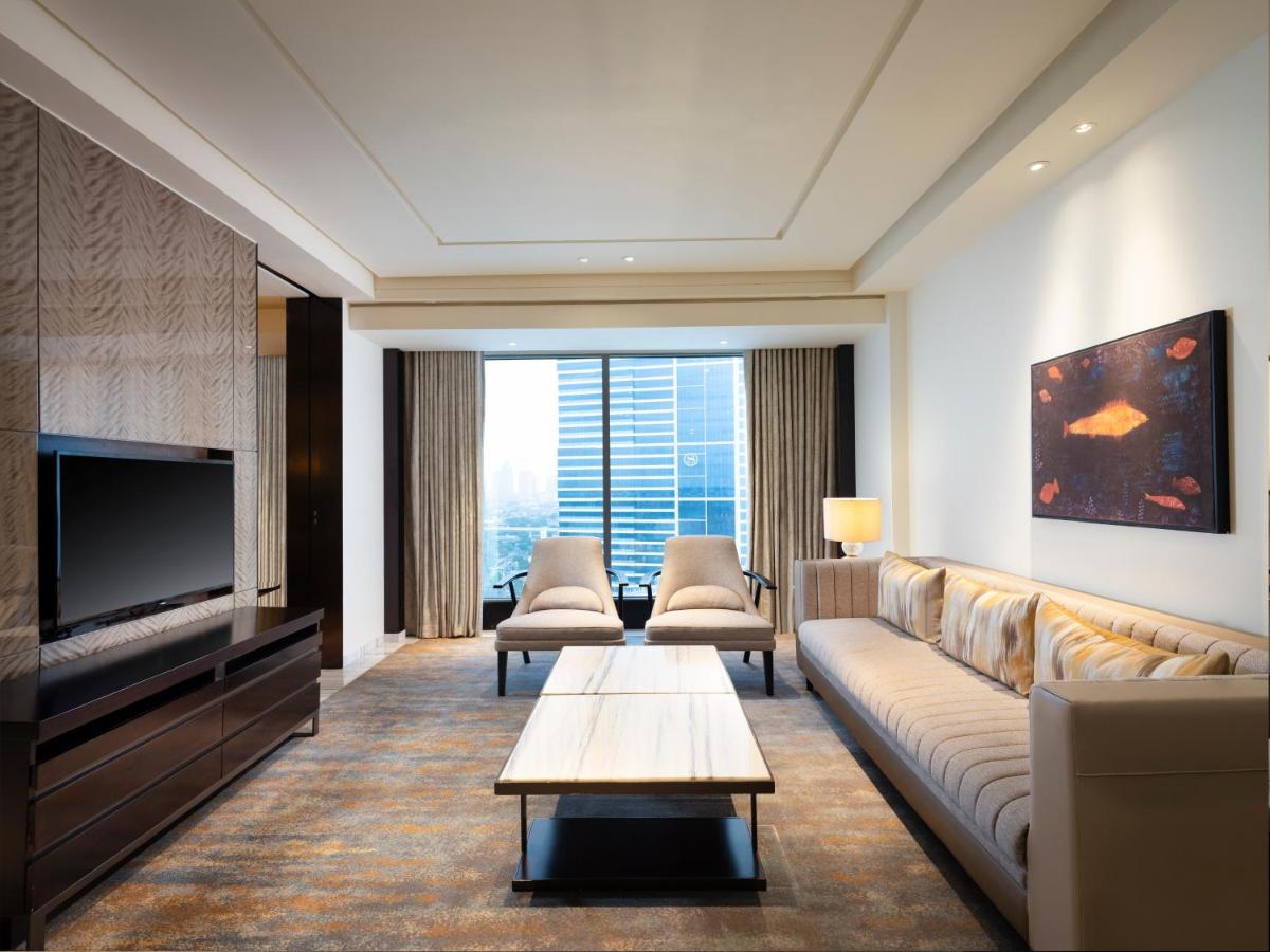 Sheraton Grand Jakarta Gandaria City Hotel