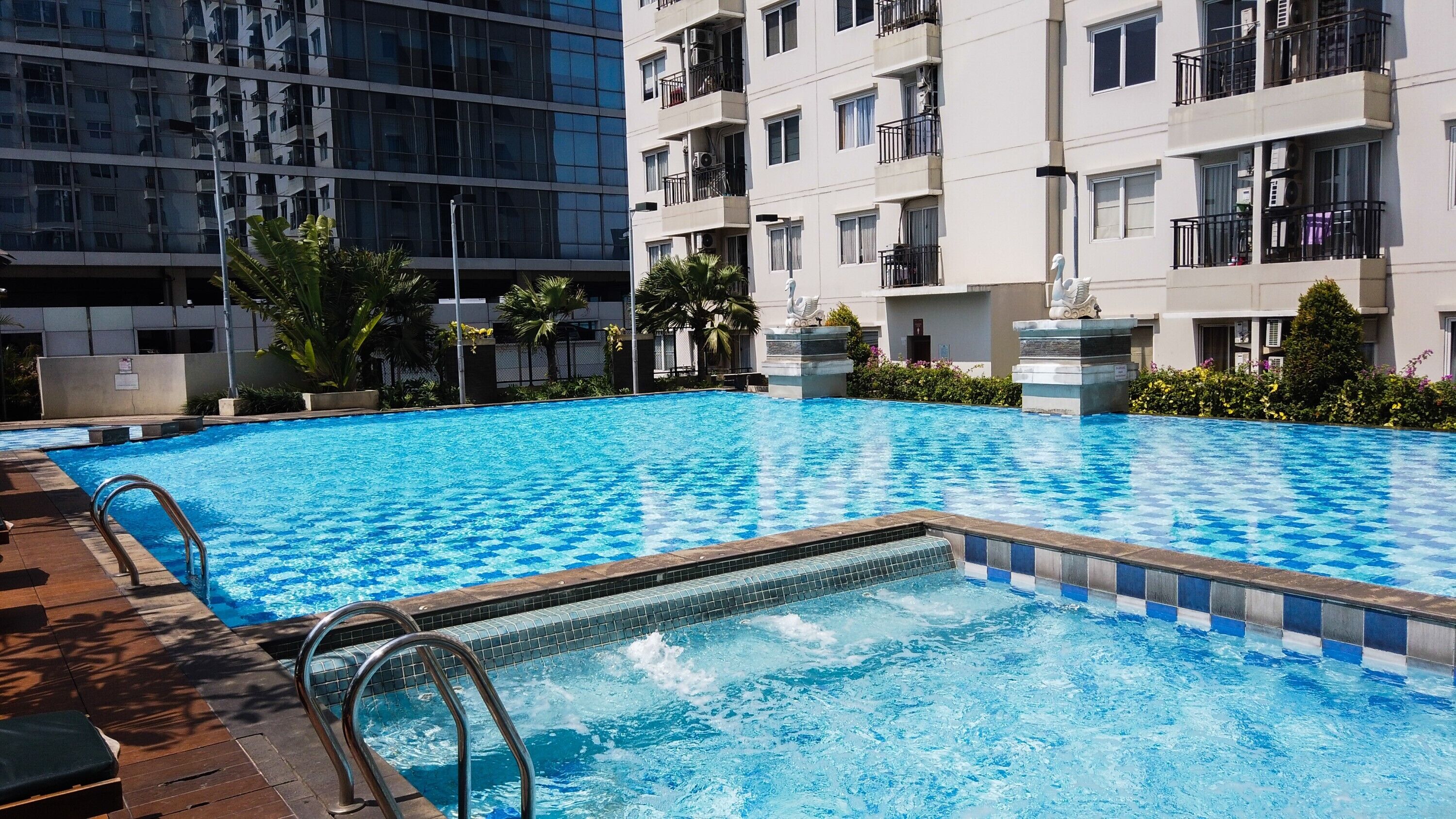 Signature Park Apartment