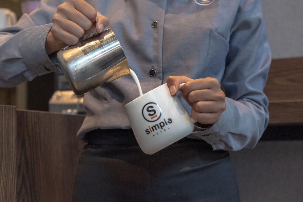 Simple Hotel Jakarta Wahid Hasyim