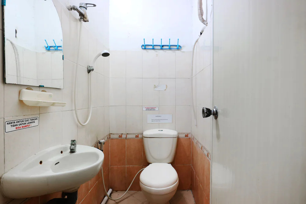 Sisca Guest House by OYO Rooms