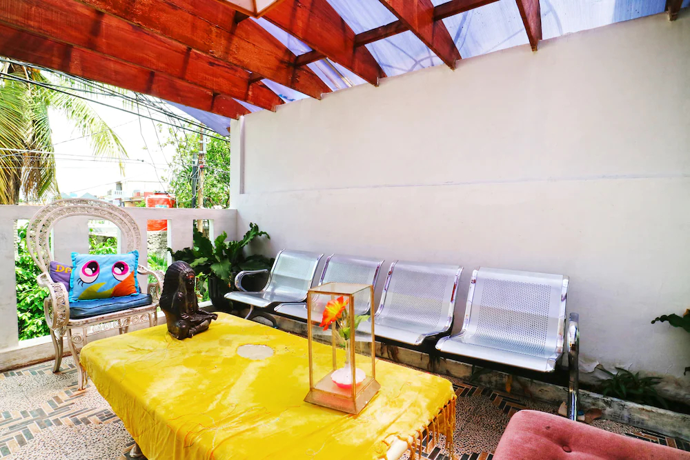 Sisca Guest House by OYO Rooms