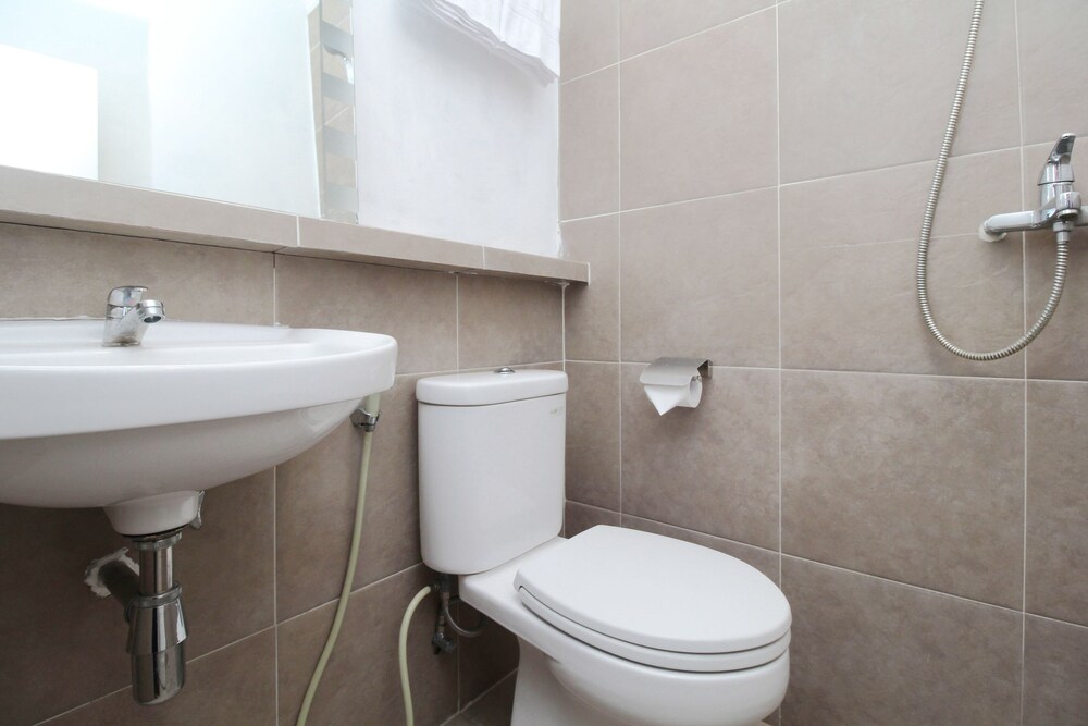 Tuju Abuserin Syariah