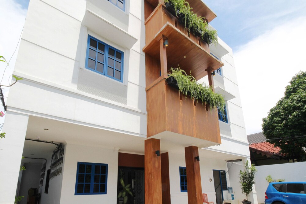 Tuju Abuserin Syariah