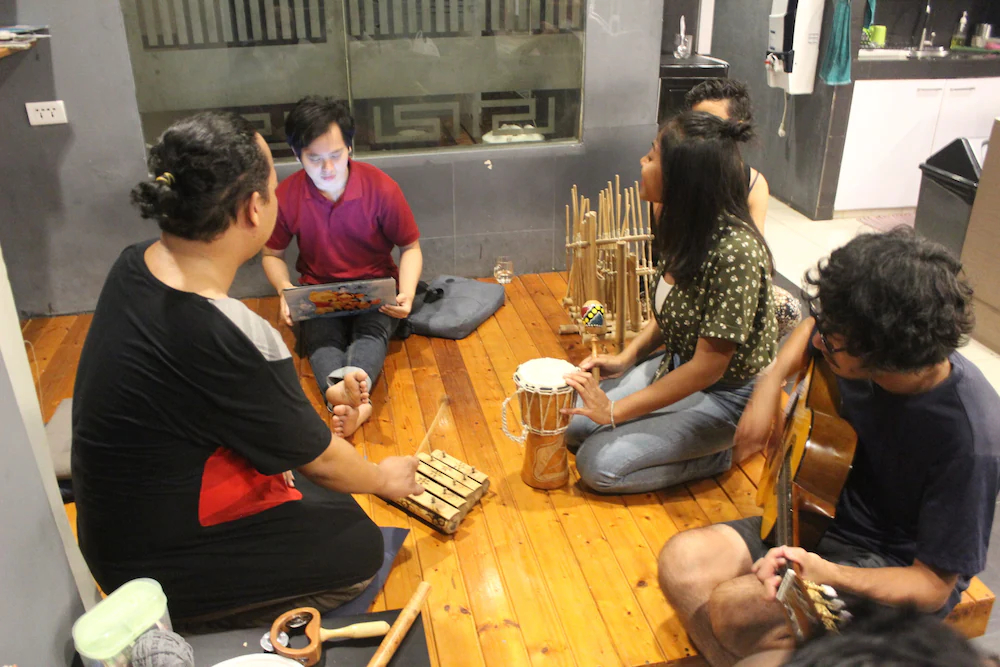 Sleepy Raccoon Hostel