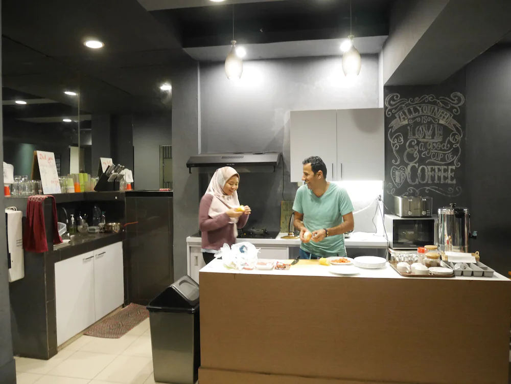 Sleepy Raccoon Hostel