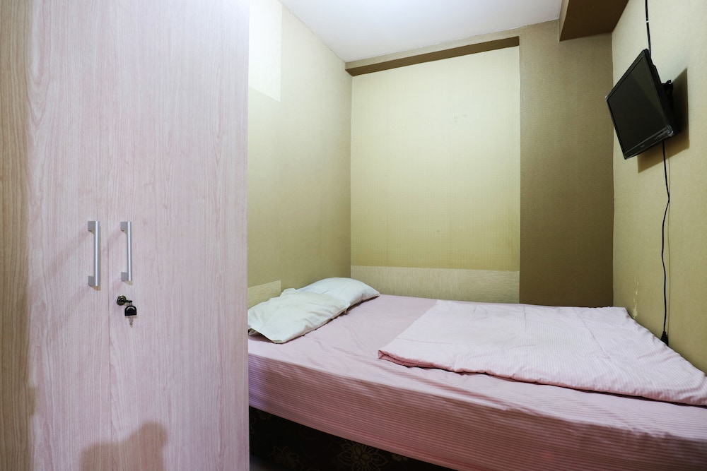 Snowy@Apartemen Tifolia