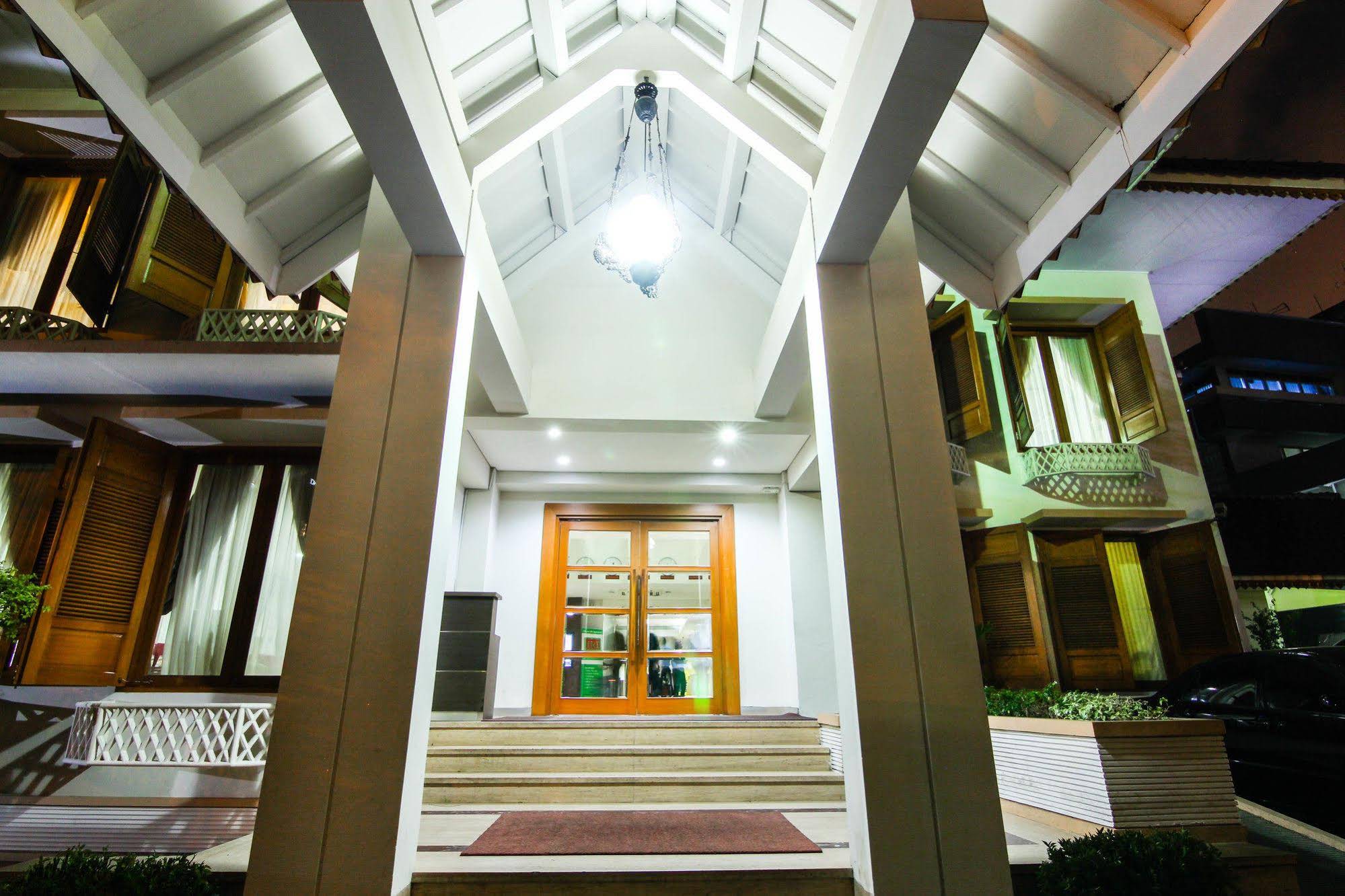 Sofyan Hotel Cut Meutia by ZEN Rooms