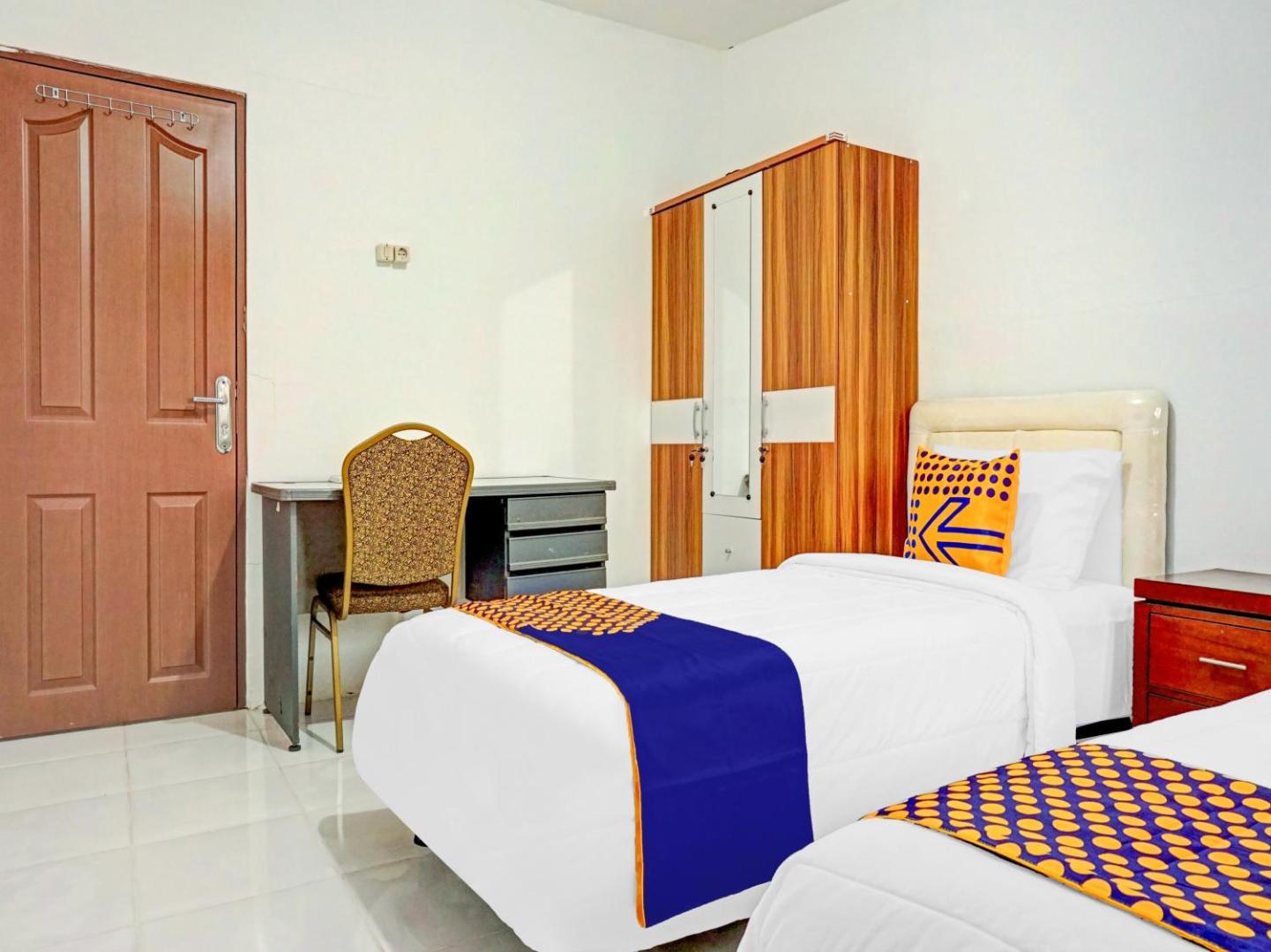 Spot On 90295 Simprug Residence