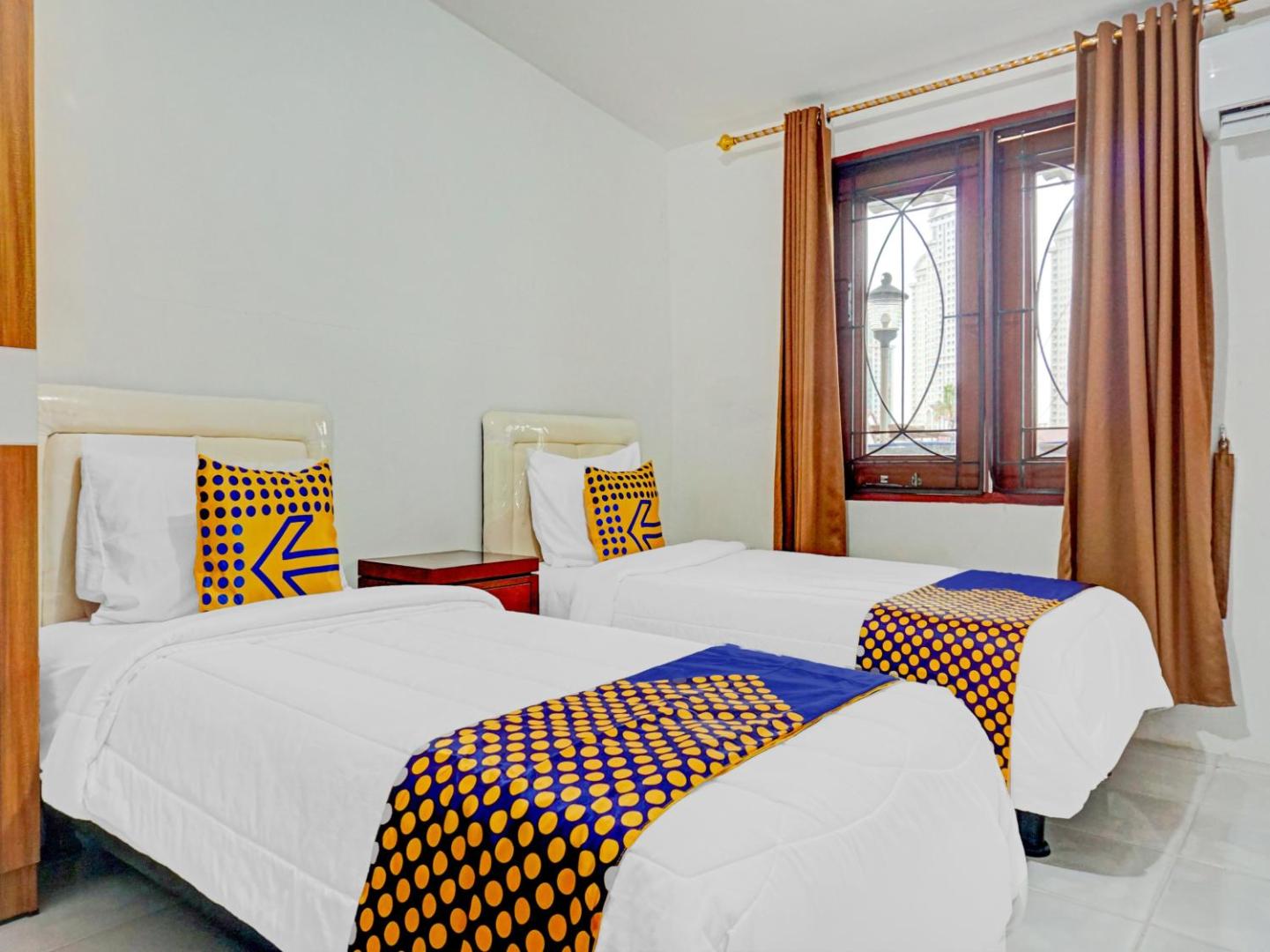 Spot On 90295 Simprug Residence