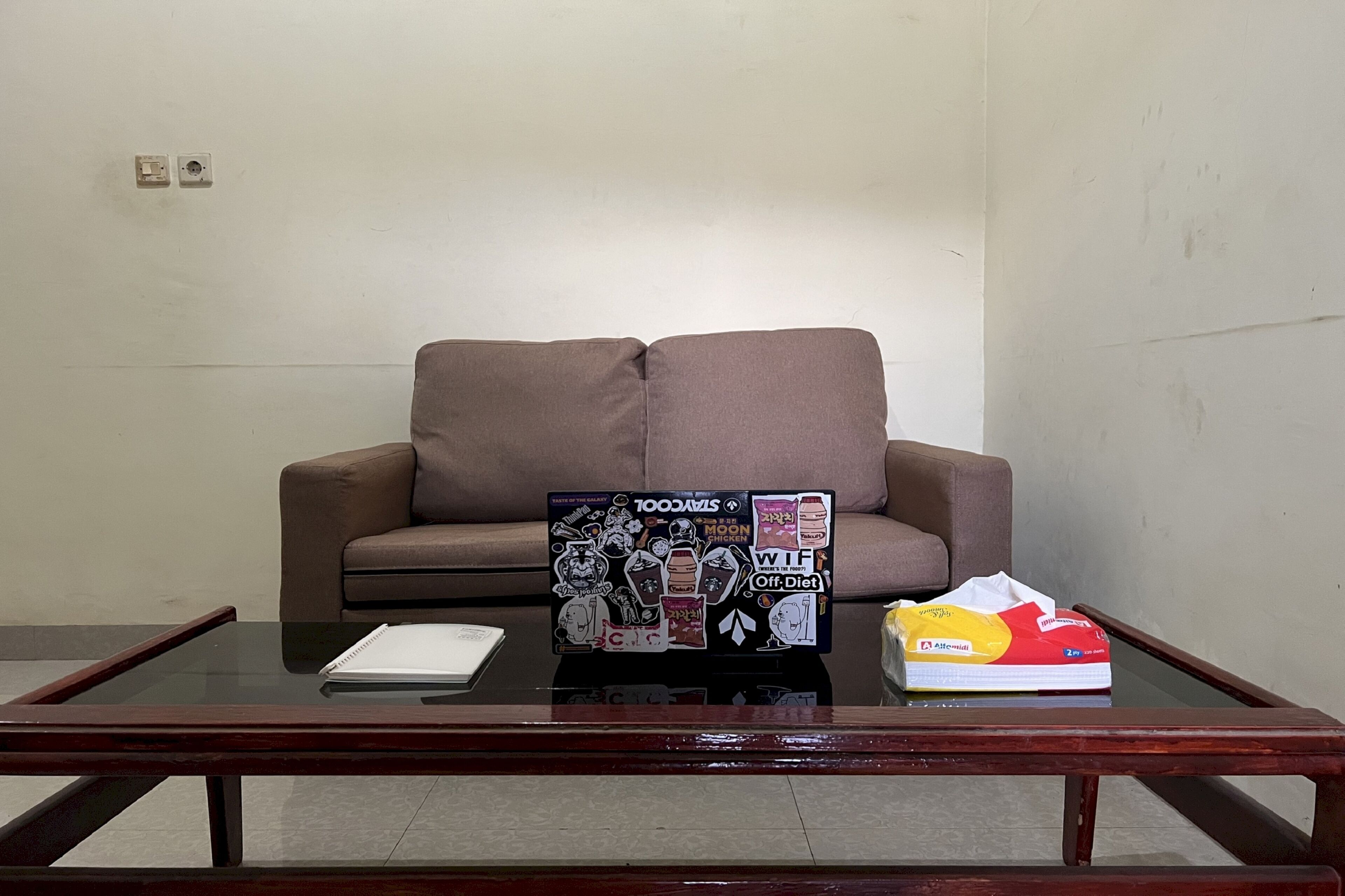 Spot On 93997 Sutangkas Kost