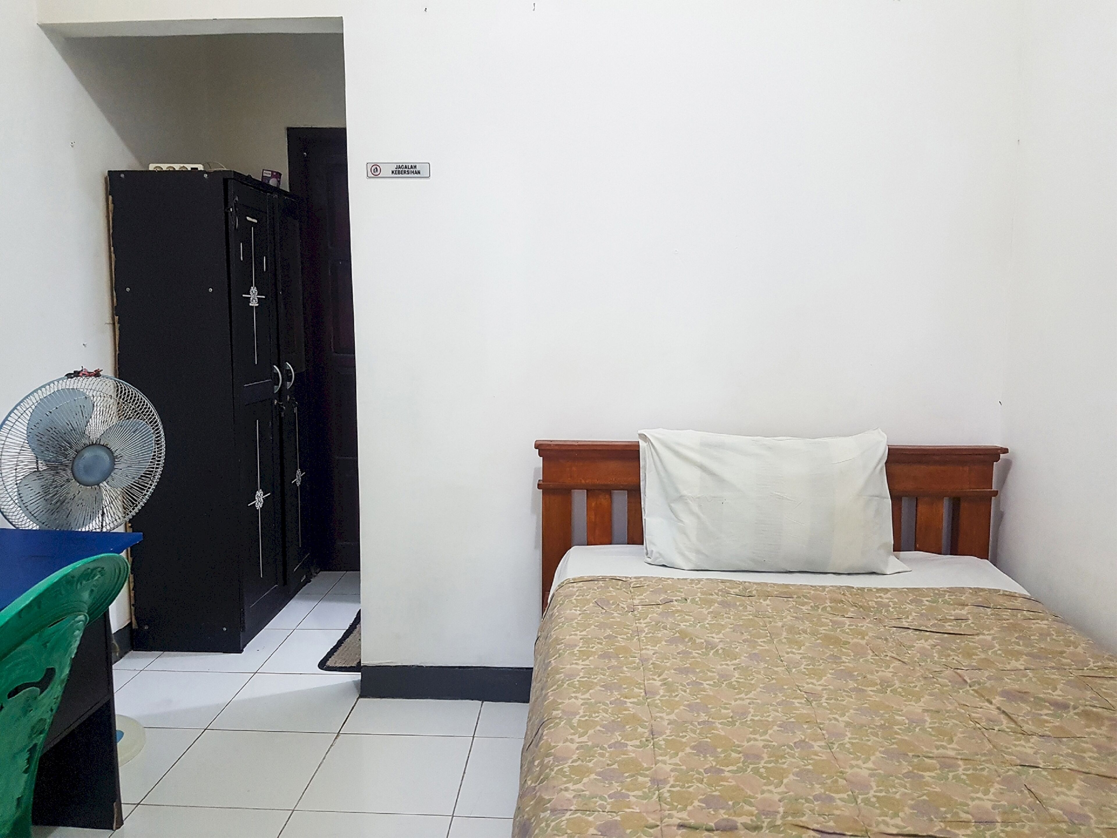 Spot On 93997 Sutangkas Kost