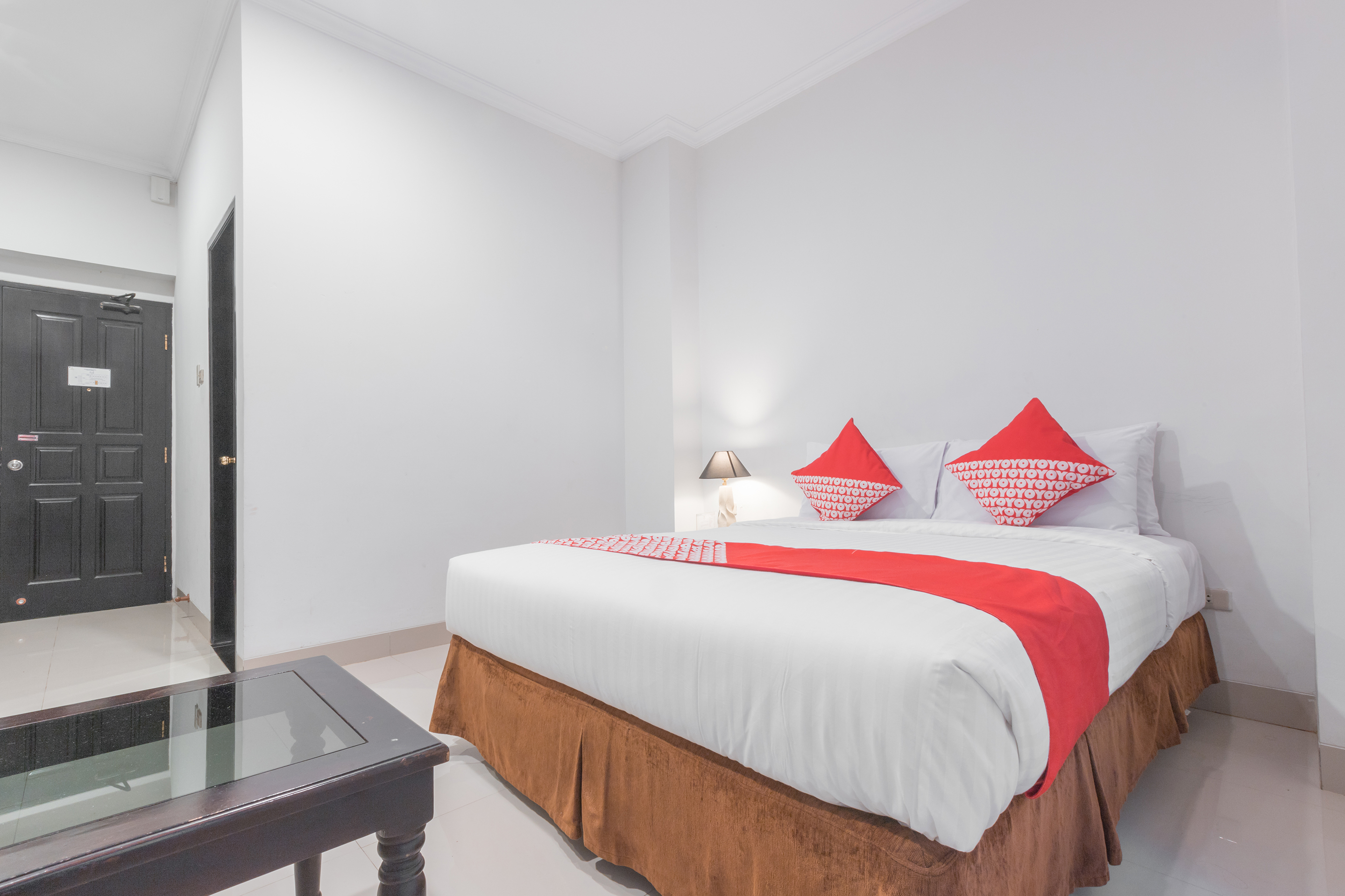 Sriwijaya Hotel by OYO Rooms