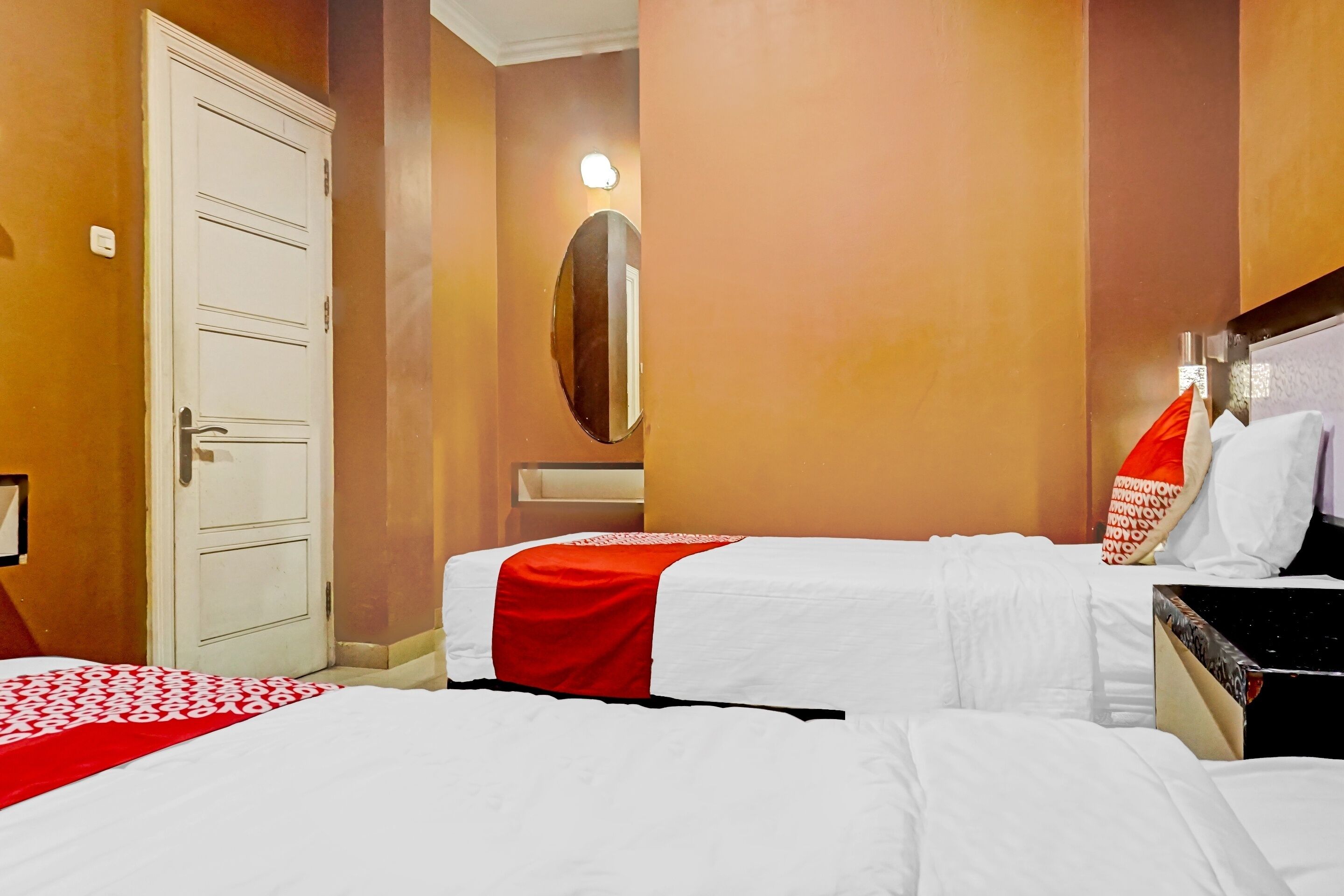Star Hotel Jaksa Mitra by RedDoorz