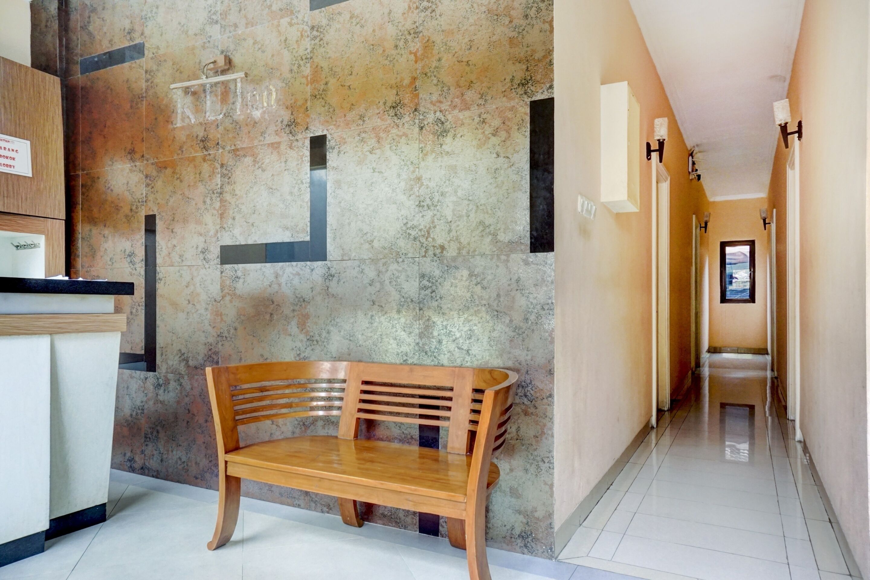 Star Hotel Jaksa Mitra by RedDoorz