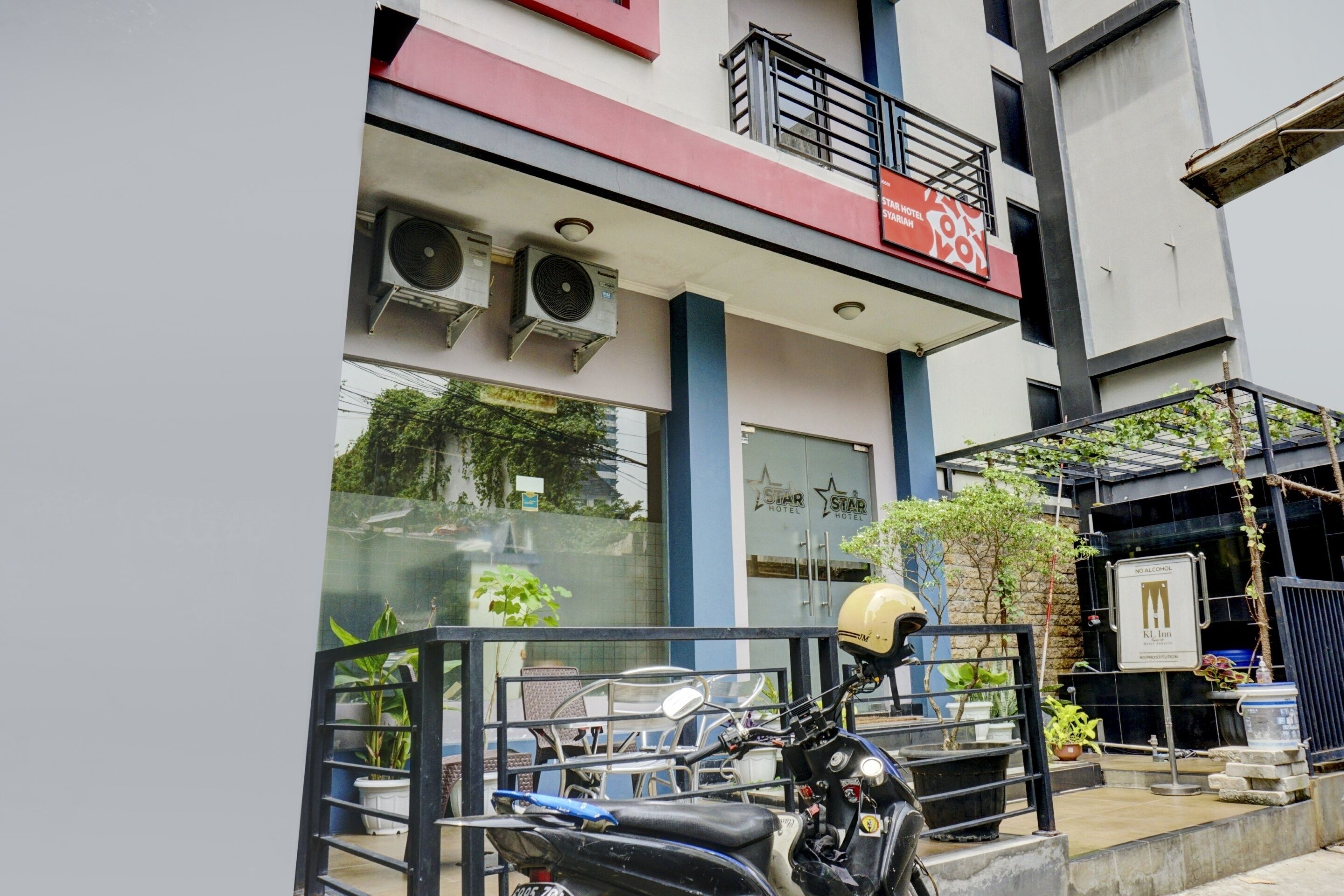 Star Hotel Jaksa Mitra by RedDoorz