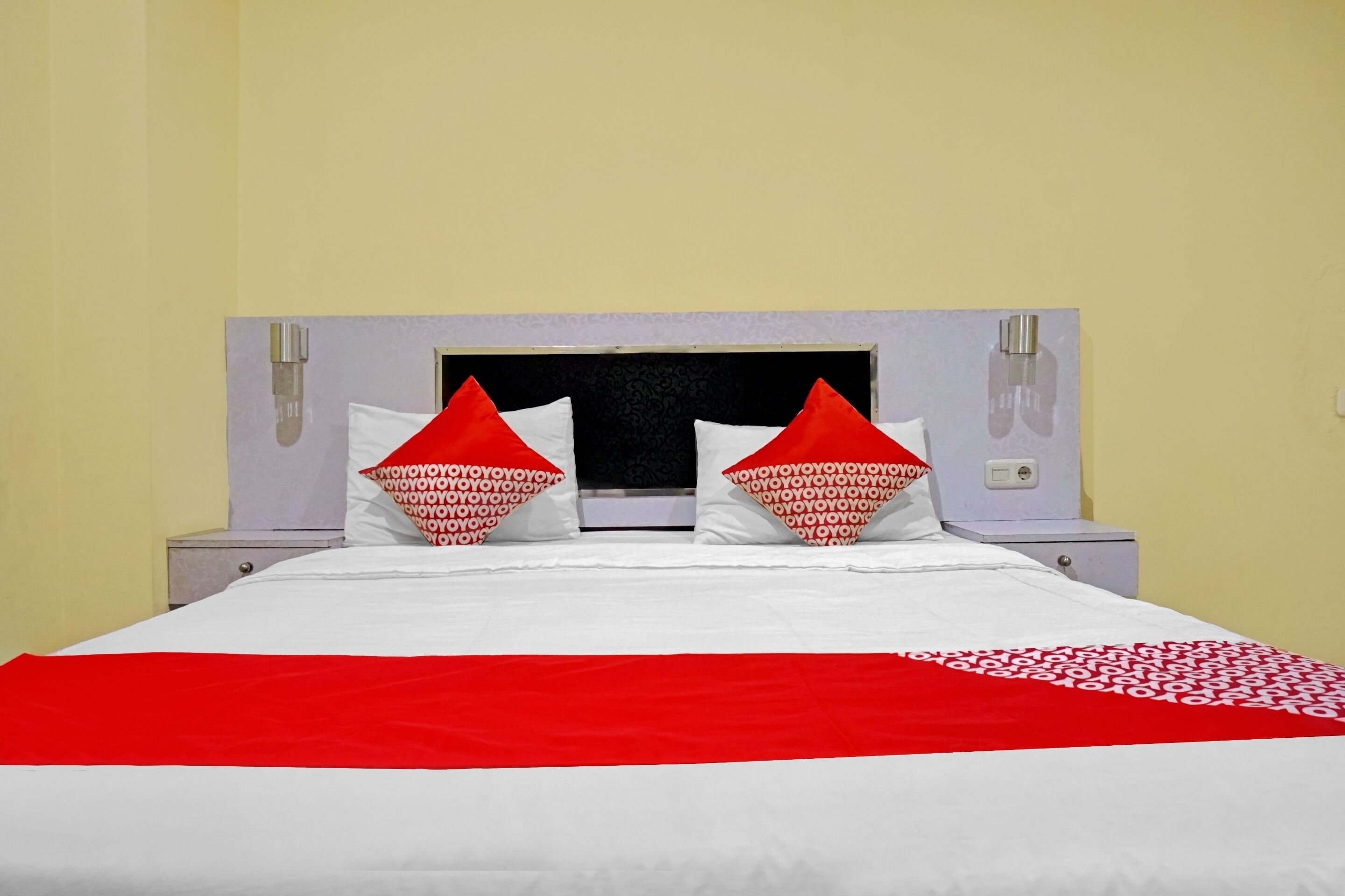 Star Hotel Jaksa Mitra by RedDoorz