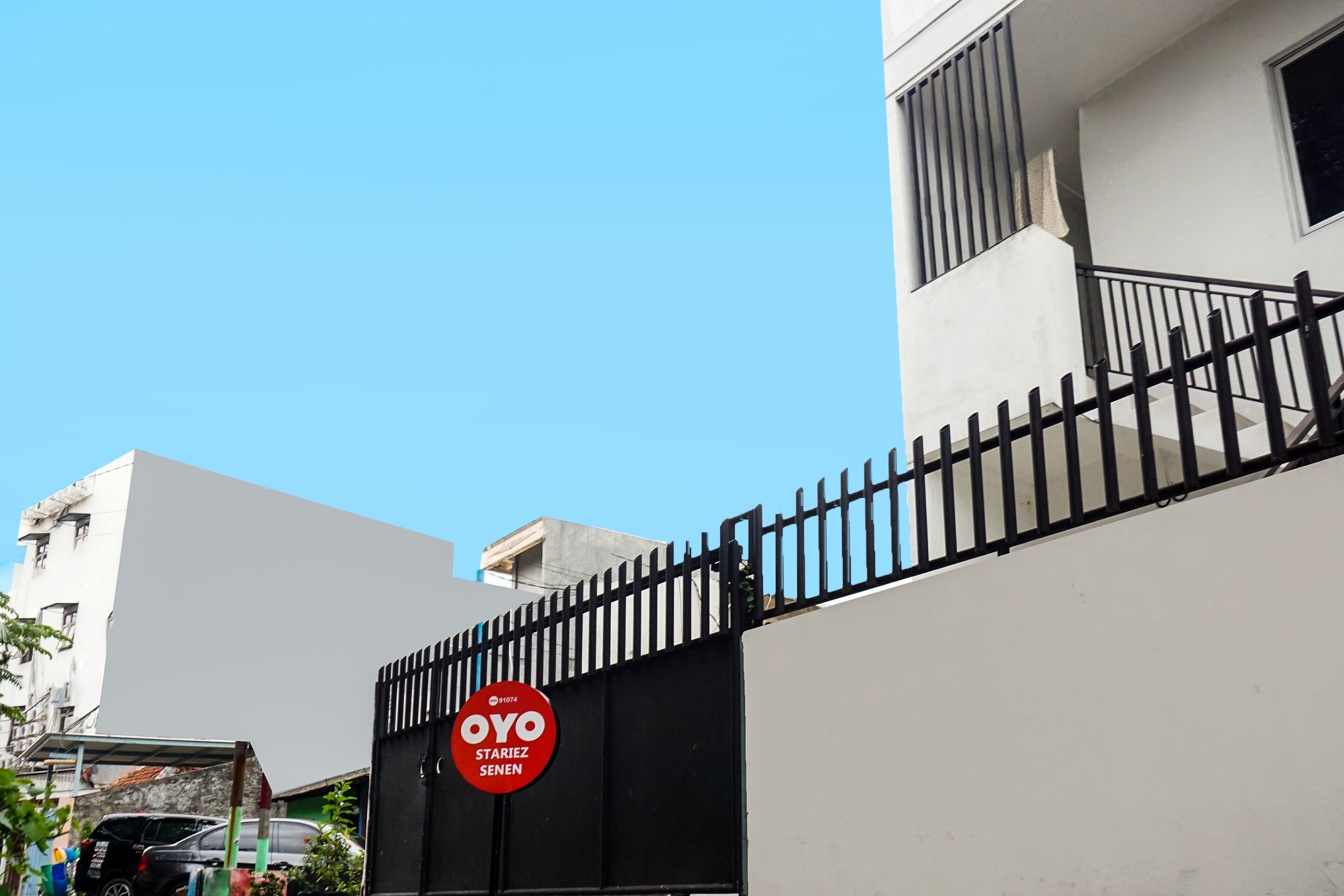 Stariez Senen Syariah By OYO